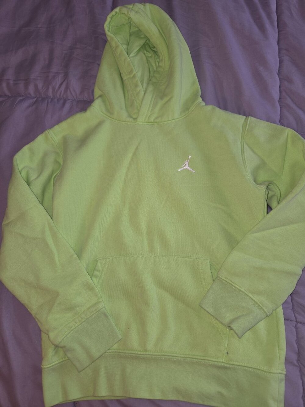 Boys youth nike jordan hoodie neon green medium